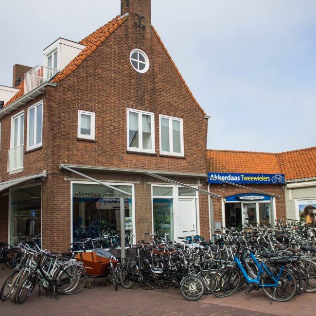 Akerdaas Tweewielers in Domburg - vervult al uw fietswensen - blog VisitDomburg